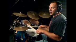 Free Drum Lessons:  A Vinnie Colaiuta performance from Nik Kershaw's song  "Cowboys and Indians"