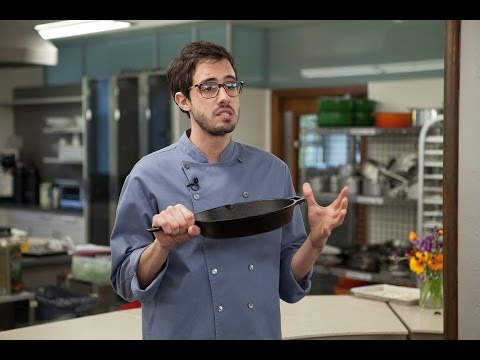 How to Make a Pie in a Cast-Iron Skillet