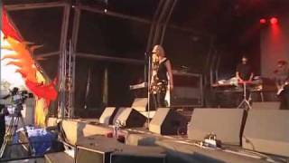 Moloko - I Want You (Live Glastonbury 2003)