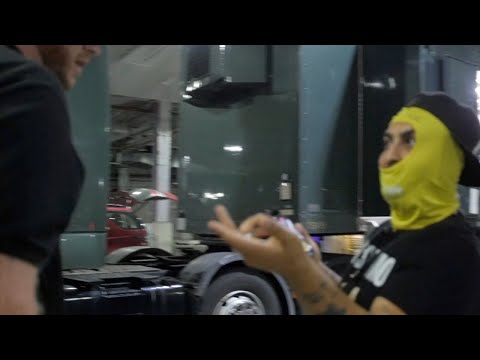 EXCLUSIVE- Mo Deen CONFRONTS Logan Paul Back stage AT the KSI FIGHT