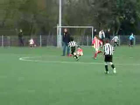 voetbalwedstrijd eldenia f1 - beuningse boys f1 2