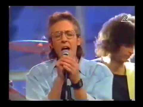 מחרוזת שירי חנוכה על גיטרות - ארז נץ וגידי גוב