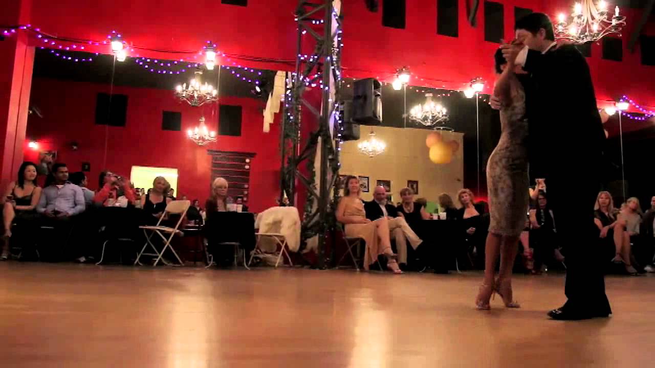 Milonga "Flor De Monserrat" performed by Luna Palacios and Meng Wang