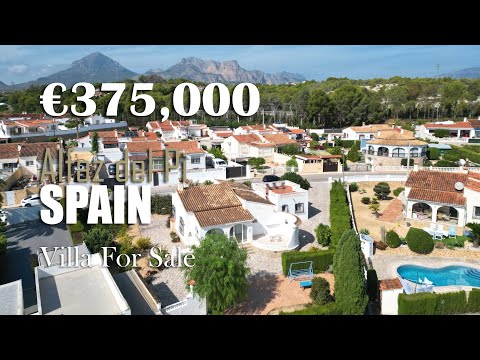Villa with beautiful gardens for sale in Foia Blanca, Alfaz Del Pi, Spain 🇪🇸 Buy villa in Spain