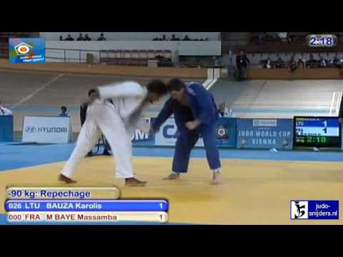 Judo 2010 World Cup Men Vienna: Karolis Bauza (LTU) - Massamba M Baye (FRA) [-90kg]