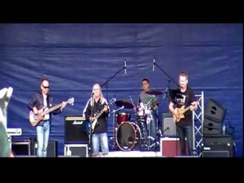 Old But Spry - Nocą puka ktoś