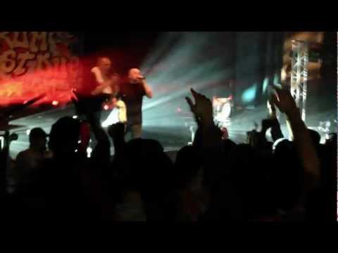 Kool Savas disst Zuschauer auf dem Konzert  :-) richtig Geil