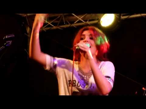 Celeste Buckingham & King Shaolin - Crushin' My Fairytale - Zelená Voda 2014