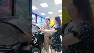 Tấm chắn nắng ô tô chỉ hơn 100 cành - Dung Sún bị đồng hương Hùng Rơm lừa