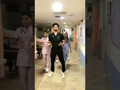 Chicken dance with my Beautiful Nurses 😍😍 before fumigation 