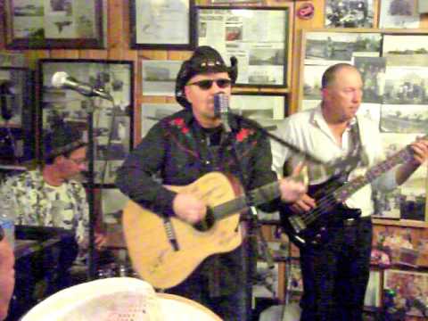 Angels In The Snow, songwriter Marty Peterson. Rolla Pub 2013. with 3 Chords & The Truth