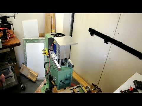 Part 4 Warco 18 GH fitting gas strut to aid lifting the Z axis