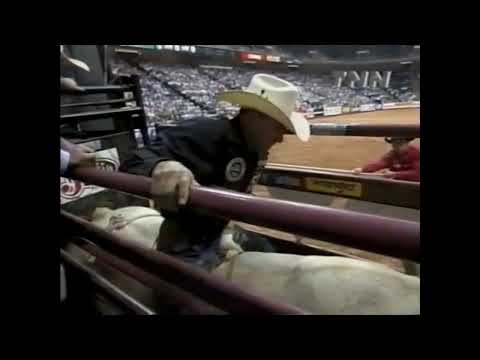 Adriano Moraes vs Promiseland - 00 PBR Houston (95 pts)