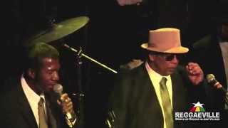 The Blackstones - Smiling Faces @ Grooving with the Legends in London, UK [November 12th 2014]