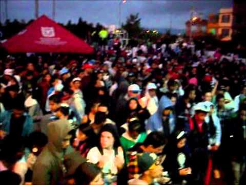 La Hermandad en Vivo ENGATIRAP 2012 invitado ZLYFER Zeta 3hz ZETA PTODUCCIONES Reggae Rap