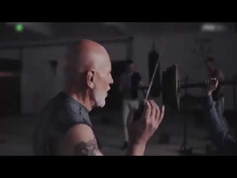 ZOVI TE ME GOSPODINE KAD NEMAM NI CEH DA PLATIM - JUZNI VETAR