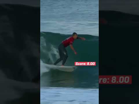 @cole_houshmand boosting his way into the Quarterfinals! 🚀 GWM Sydney Surf Pro