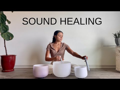 10 Minute Crystal Singing Bowl Meditation | Sound Healing For Relaxation & Stress Relief