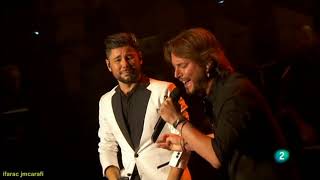 Manuel Carrasco y Miguel Poveda, Mujer de las mil batallas