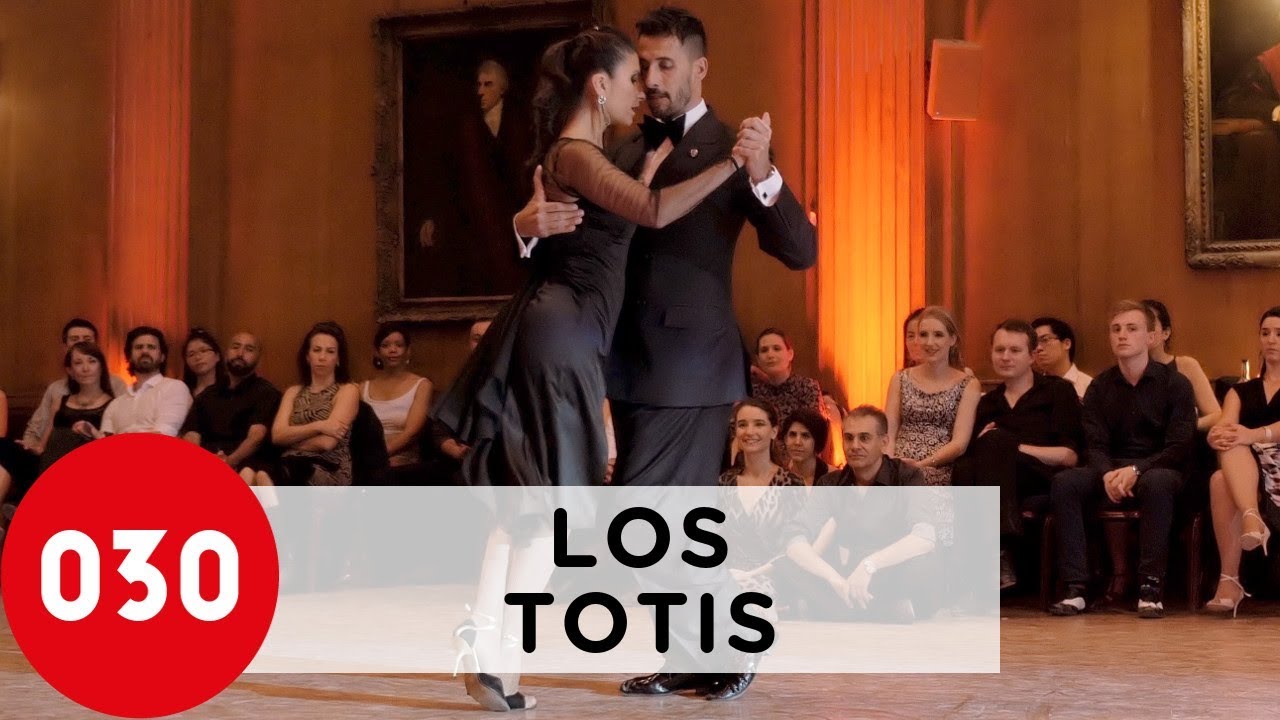 Virginia Gomez and Christian Marquez – Maipo, London 2017 #LosTotis