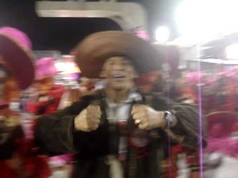 Desfile das Campeãs 2011.3.MPG