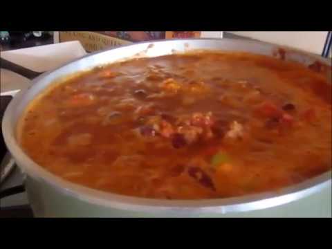 Easy Slow Cooker Chili :)