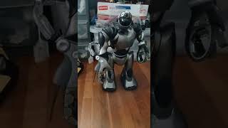 Download lagu Robosapien V2 (S.I. Version) Repair For John: Final Test Run mp3