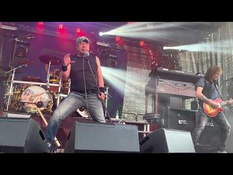 Popeda - Paranoid (Black Sabbath cover) / Ukkometso