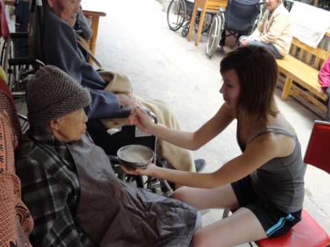 Iris Dement  - He Reached Down