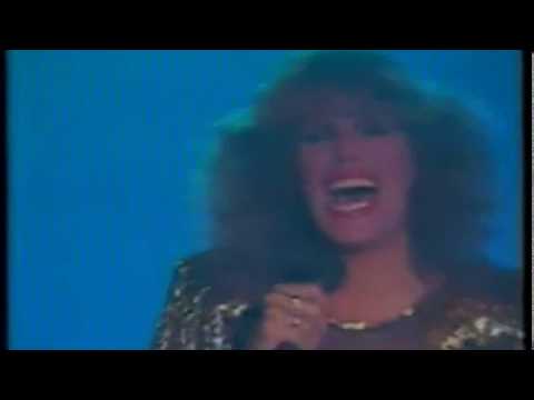 VALERIA LYNCH - Piensa En Mí  (Especial de TV 1988)