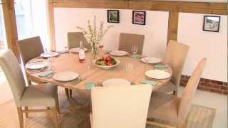 Round Extending Table