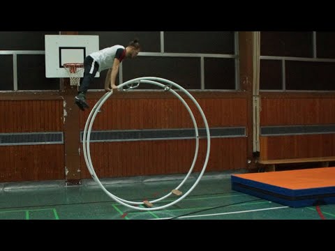 Technikbeschreibung - Rhoenradturnen Sprung Kategorie A Grätschsitz (1)