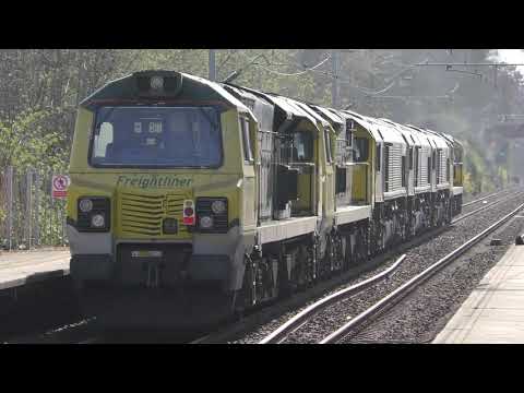 Freightliners  654V 1403 Hope (Earles Sidings) Fhh to Crewe Bas Hall S.S.M. at Cheadle Hulme.