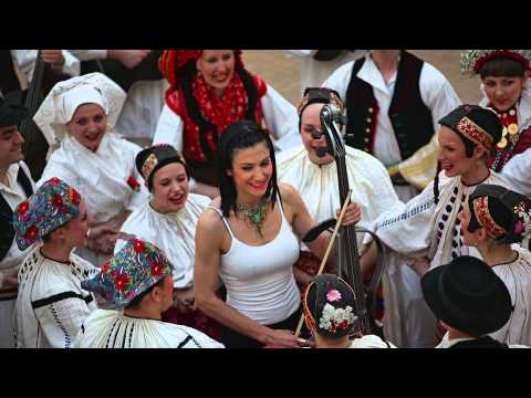 Ana Rucner feat. HKUD Osijek 1862 - audio with picture slide show