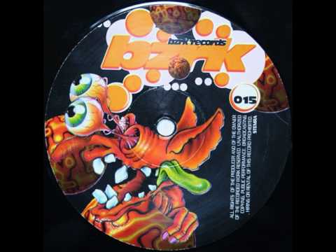 Nina Feranzano & DJ Buzz Fuzz - Keep It Up (Original Mix) 1996