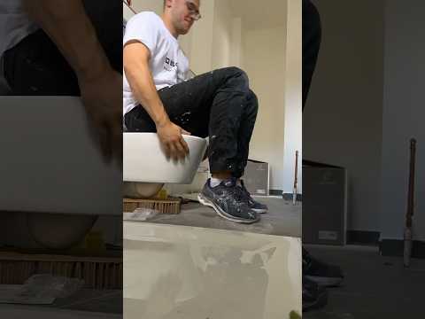 WC Montage 😱🚽 #wc #klo #klomontage #wcwechseln