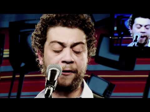 Pélico em "Sete minutos de solidão" no Estúdio Showlivre 2011