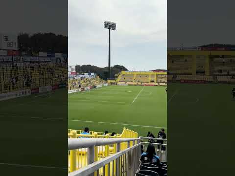 三協フロンテア柏スタジアム SS席前ビジター寄りからの見え方（9列 113番） #柏レイソル #日立台 #座席 #眺め #サッカー #jリーグ #football #soccer