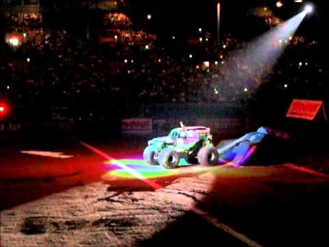 Monsterjam 2011.wmv