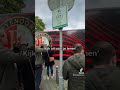 Feyenoord-fan vindt aankomst bus nogal tegenvallen… ? #feyenoord