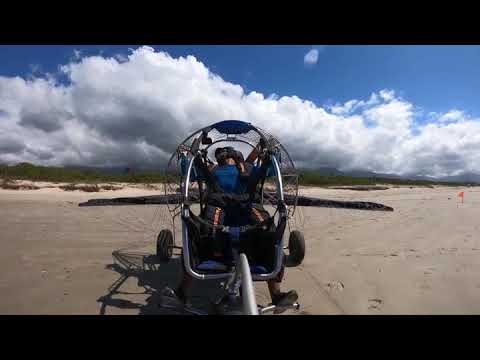 voando de paratrike / paratrike paratrike flight
