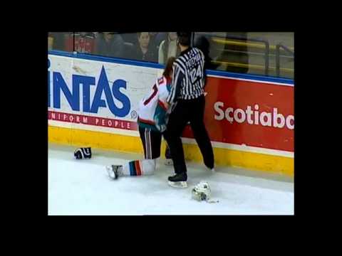 Mitch Moroz vs Ryan Olsen