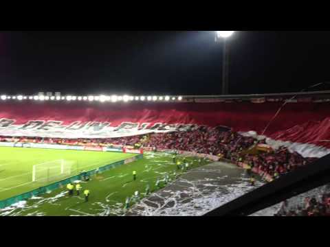 "Santa Fe vs Garcilaso - Libertadores 4tos Final. Desde la tribuna" Barra: La Guardia Albi Roja Sur &bull; Club: Independiente Santa Fe