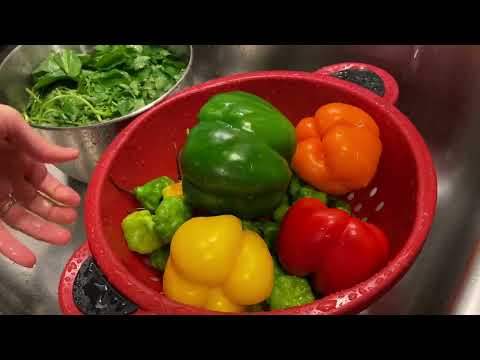 How to Make & Store Authentic Puerto Rican Sofrito — Mari's Cooking