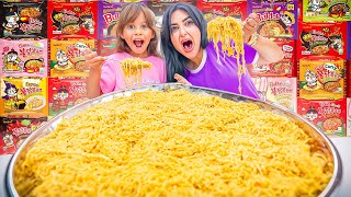 خلطت كل انواع الاندومي انا وبنتي ايلين | انصدمت من الطعم !! ????