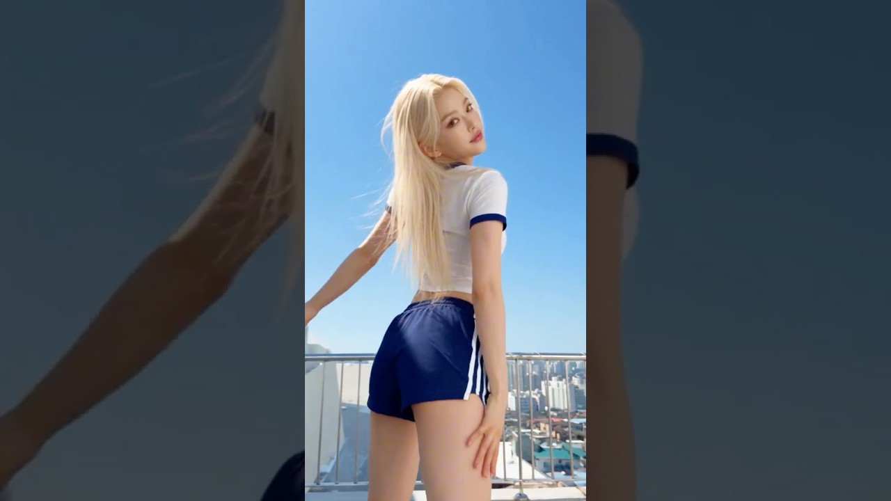 Eliss 엘리스 dancing* BLACKPINK