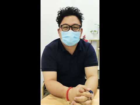 Johnny分享他的盐室疗法和能量治疗课程后的经验。Johnny sharing his experience after his Salt Room therapy and Energy Healing session