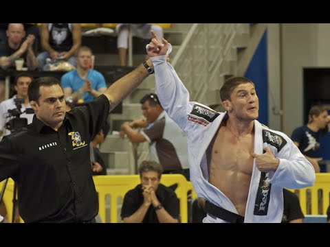 Claudio Calasans *Exclusive Deleted Scenes* - BJJ Highlights [HELLO JAPAN]