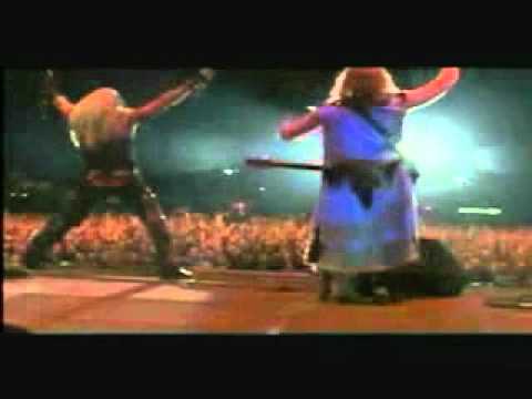 Twisted Sister - We're Not Gonna Take It - Live at WOA