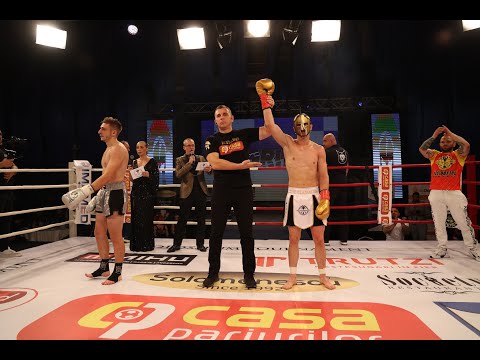 Meciul serii! Rusu Mihai si Druja Stefan s-au „torpilat” ca doi gladiatori moderni